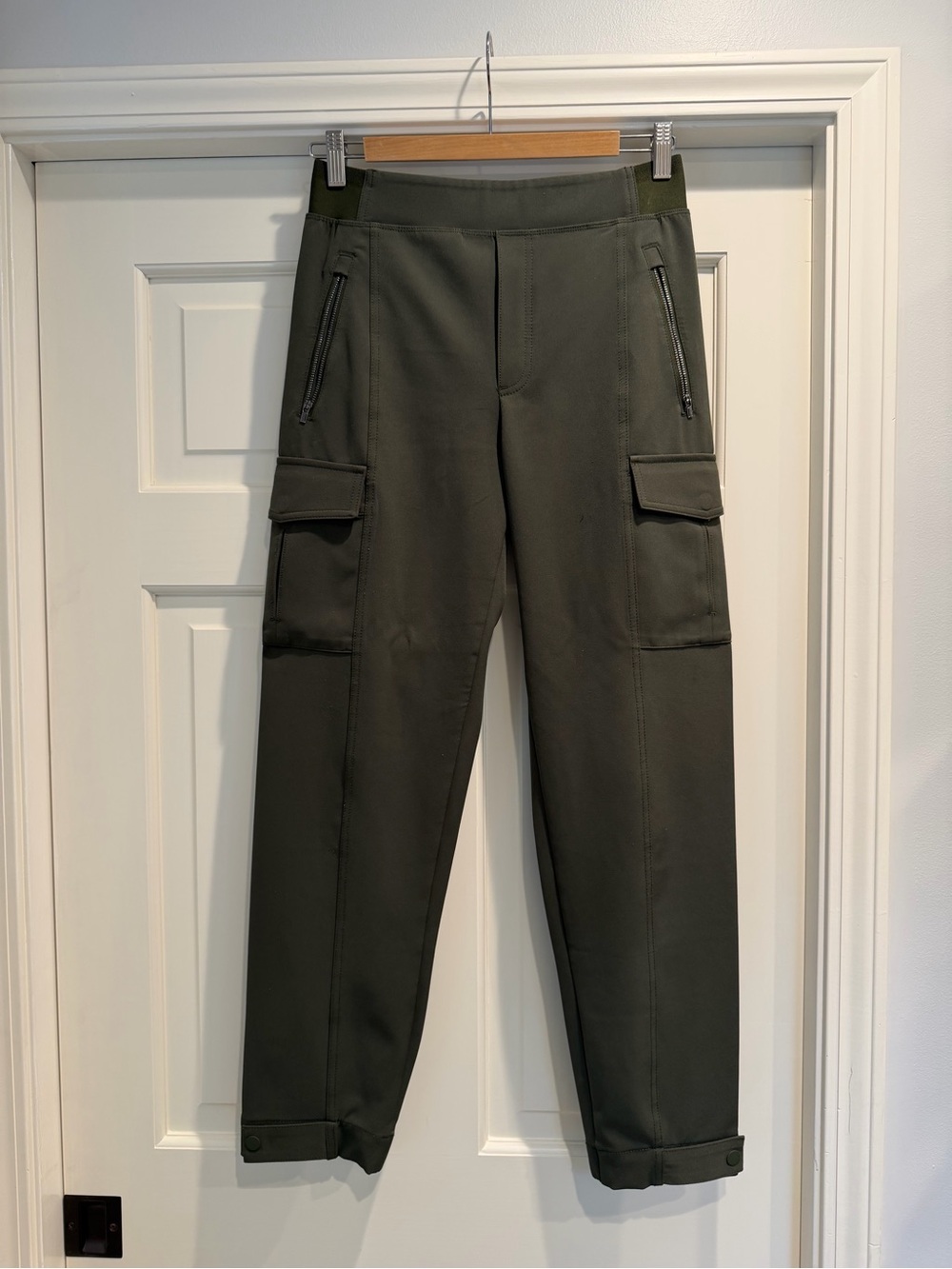 Athleta Olive Green Cropped Cargo Pants